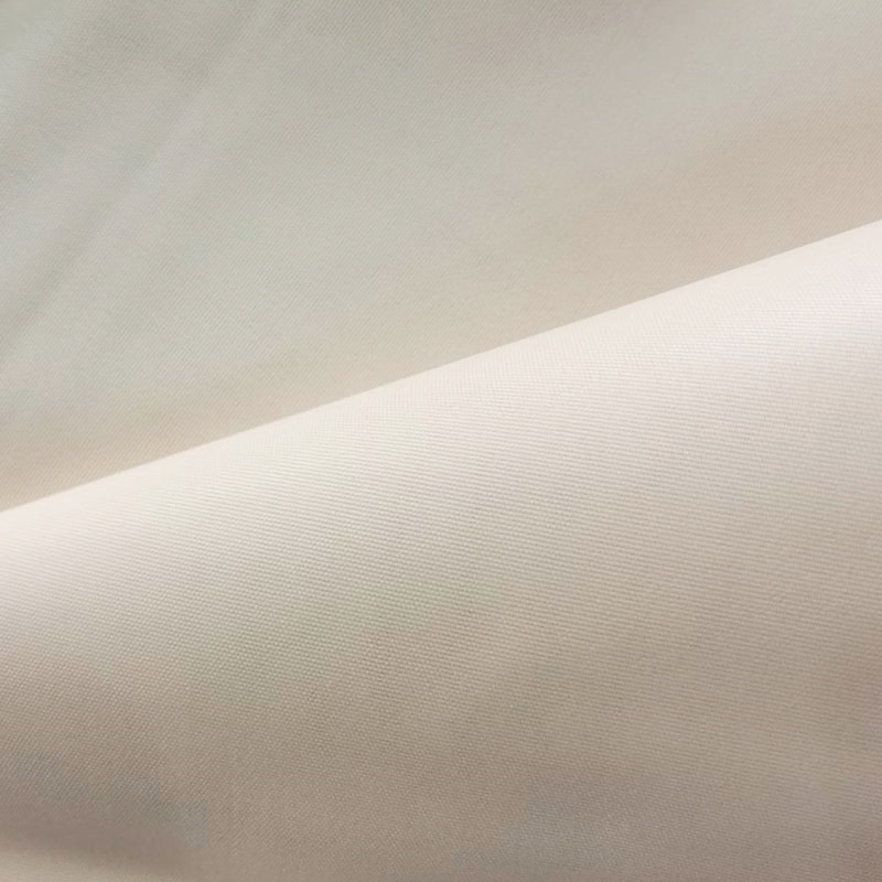 TMIE-08-1-1 70GSM 122CM Košeľový odev Mäkká a lesklá tkanina 100% polyester Materiál farbený leštenou polyesterovou popelínovou tkaninou