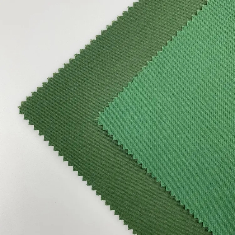 TMIE-08-4-3 120GSM farbené farby Polyesterová popelínová keprová tkanina